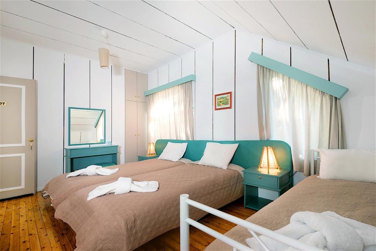 Koutsikouris Hotel Platanakos エクステリア 写真