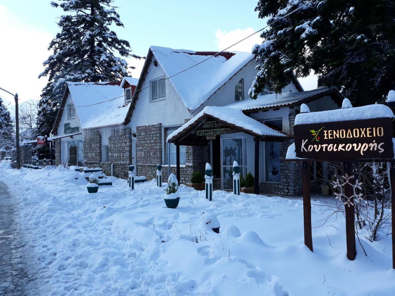 Koutsikouris Hotel Platanakos エクステリア 写真